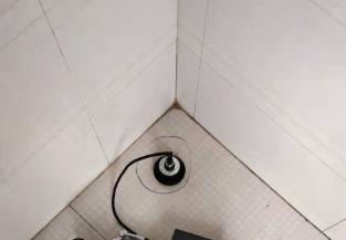 连江卫生间漏水维修之 loft 夹层储藏室毗邻暗管渗水哪家好，推荐诚匠小爱修缮